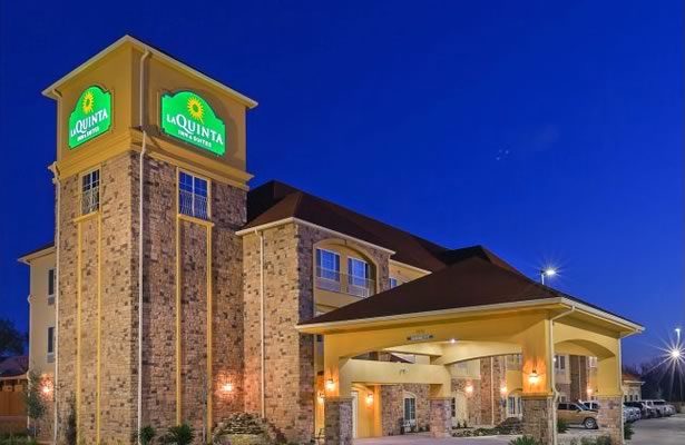 La Quinta Hotel in Floresville