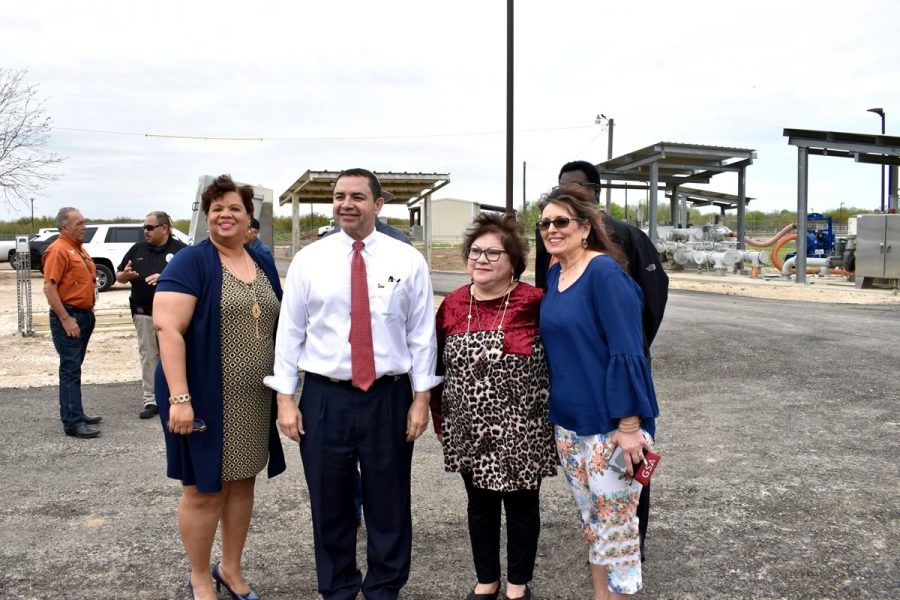 City officials and U.S. Congressman Henry Cuellar tour the newly constructed, state-of-the-art wastewater treatment plant in Floresville.